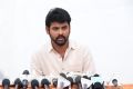 Actor Vimal @ Mannar Vagaiyara Movie Shooting Spot Press Meet Photos