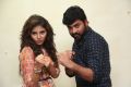 Anjali, Vimal @ Mapla Singam Movie Team Interview Photos