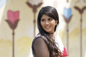 Actress Megha Akash in Mazhai Pidikatha Manithan HD Images