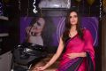 Actress Meenakshi Dixit launches Naturals Salon @ Vijayawada Photos