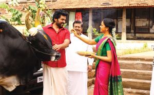 Karthi, Raj Kiran, Sri Divya in Meiyazhagan Movie HD Images