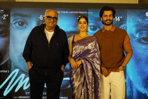 Boney Kapoor, Janhvi, Sunny Kaushal @ Mili Movie Press Meet Hyderabad Stills