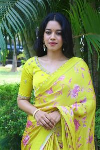 Actress Mirnalini Ravi Pics @ Love Guru Press Meet