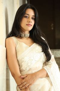 Romeo Movie Actress Mirnalini Ravi Latest Stills