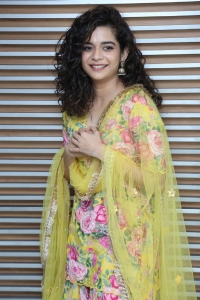 Ori Devuda Movie Actress Mithila Palkar Stills