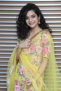 Ori Devuda Movie Actress Mithila Palkar Stills