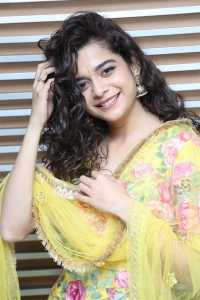 Ori Devuda Movie Actress Mithila Palkar Stills