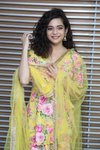 Ori Devuda Movie Actress Mithila Palkar Stills