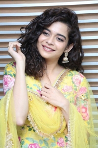 Ori Devuda Movie Actress Mithila Palkar Stills