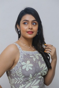 Actress Mokksha Stills @ Neethone Nenu Press Meet