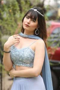 Vairam Movie Actress Monal Jagtani Photos