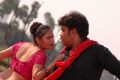 Sundar C, Sindhu Tolani in Mondi Mogudu Movie Stills