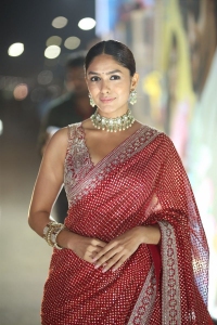 Hi Nanna Movie Actress Mrunal Thakur Pictures