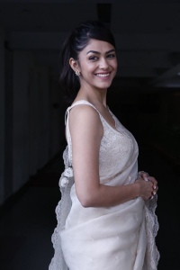 Actress Mrunal Thakur Pics @ Sita Ramam Movie Promotions