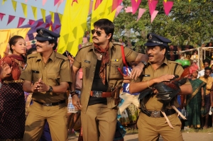 Srikanth, Kadambari Kiran in Naatu Kodi Telugu Movie Stills