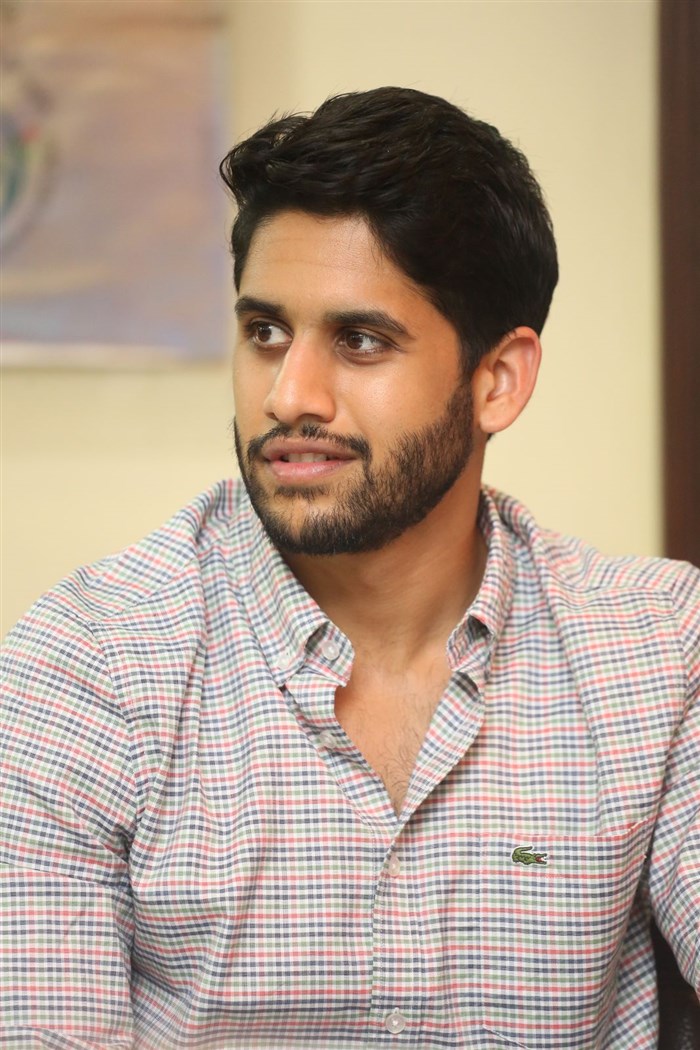 Naga Chaitanya keeps it effortlessly casual and stylish as he gets papped  in Hyderabad; PICS | PINKVILLA