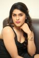 Telugu Actress Naira Shah Stills @ E Ee Press Meet