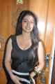Nallathane Poittirukku Movie Actress Stills