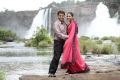 Sanjeev, Maneeshajit in Nanbargal Kavanathirku Movie Hot Pics