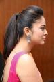 Tamil Actress Nandita Swetha Saree Images HD