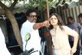 Director Andal Ramesh, Actress Athmiya @ Nandu En Nanban Movie Working Stills