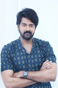 Thaggedhe Le Movie Actor Naveen Chandra Stills