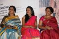 Viji, Sruthi Hariharan, Lakshmi Ramakrishnan @ Nerungi Vaa Muthamidathe Movie Press Meet Stills