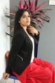 Rashmi Gautam Interview Stills about Next Nuvve