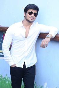 18 Pages Movie Actor Nikhil Siddharth Interview Pictures