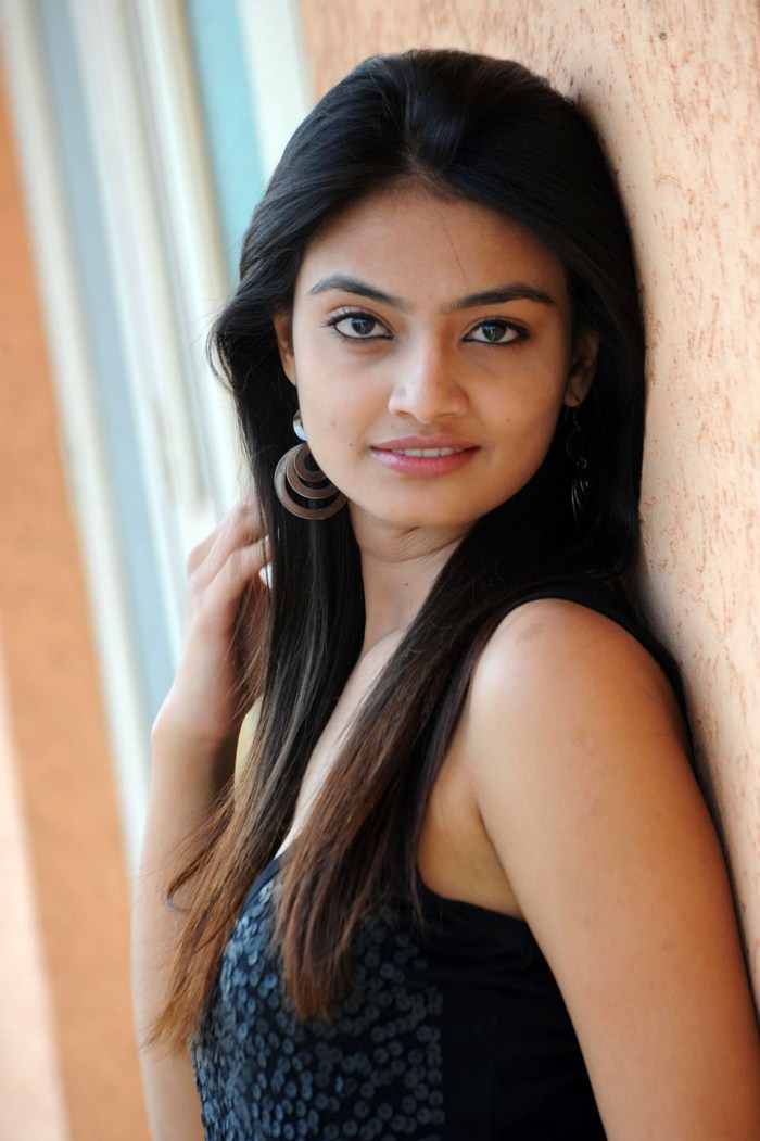 Nikitha Narayan Hot Photo Shoot Stills Gallery Images Moviegalleri Net