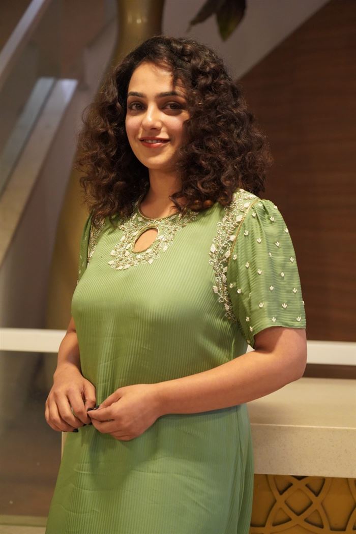 Actress-Nithya-Menen-New-Pics-@-Ninnila-