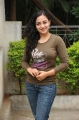 Actress Nithya Menon Hot Photo Shoot Pics