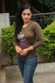 Actress Nithya Menon Hot Photo Shoot Pics