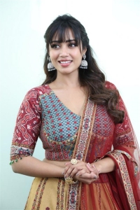 Das Ka Dhamki Movie Actress Nivetha Pethuraj New Images