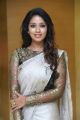 Tamil Actress Nivetha Pethuraj New Saree Pics HD
