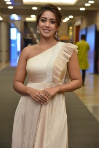 Actress Nivetha Pethuraj Photos @ ZEE5 Hooked Event