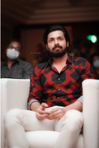 Hero Harish Kalyan @ Oh Manapenne Press Meet Stills