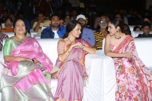 Amala, Ritu Varma @ Oke Oka Jeevitham Pre Release Event Stills