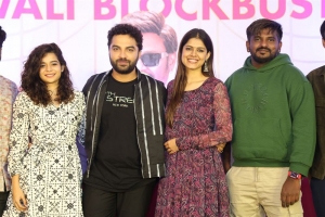 Mithila Palkar, Vishwak Sen, Asha Bhat, Ashwath Marimuthu @ Ori Devuda Diwali Blockbuster Success Meet Stills