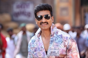 Actor Gopichand in Pakka Commercial Movie HD Images