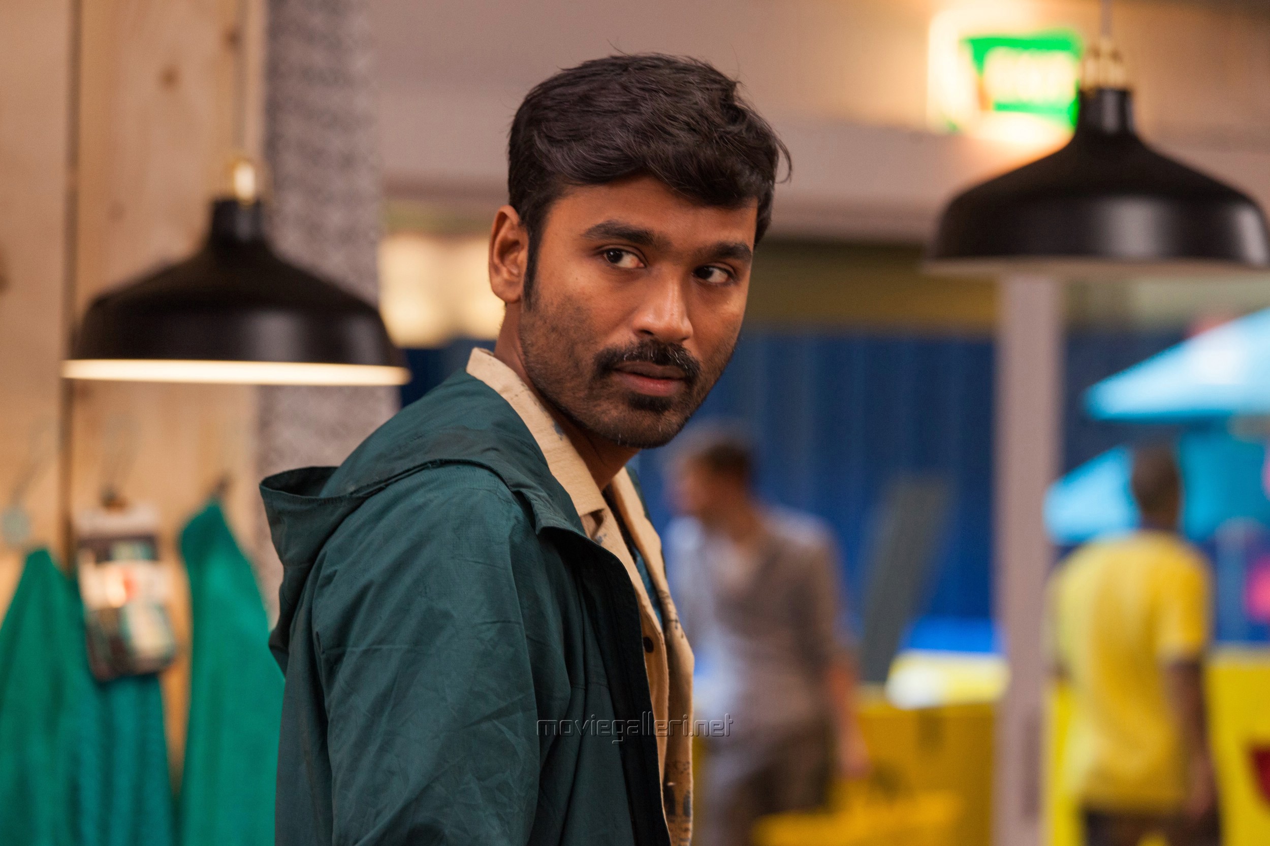 Pakkiri Movie Dhanush Photos HD