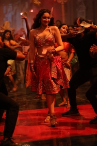 Actress Sayyeshaa Saigal in Pathu Thala Raawadi Item Song Stills HD