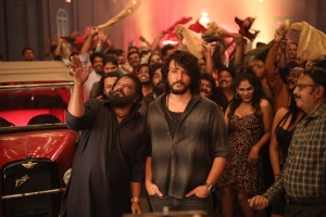 Gautham Karthik in Pathu Thala Sayyesha Song Stills HD