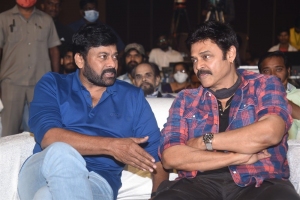 Chiranjeevi, Venkatesh @ Pelli SandaD Pre Release Event Stills