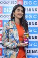 Pooja Hegde Launches Samsung Note 9 @ Big C, Madhapur