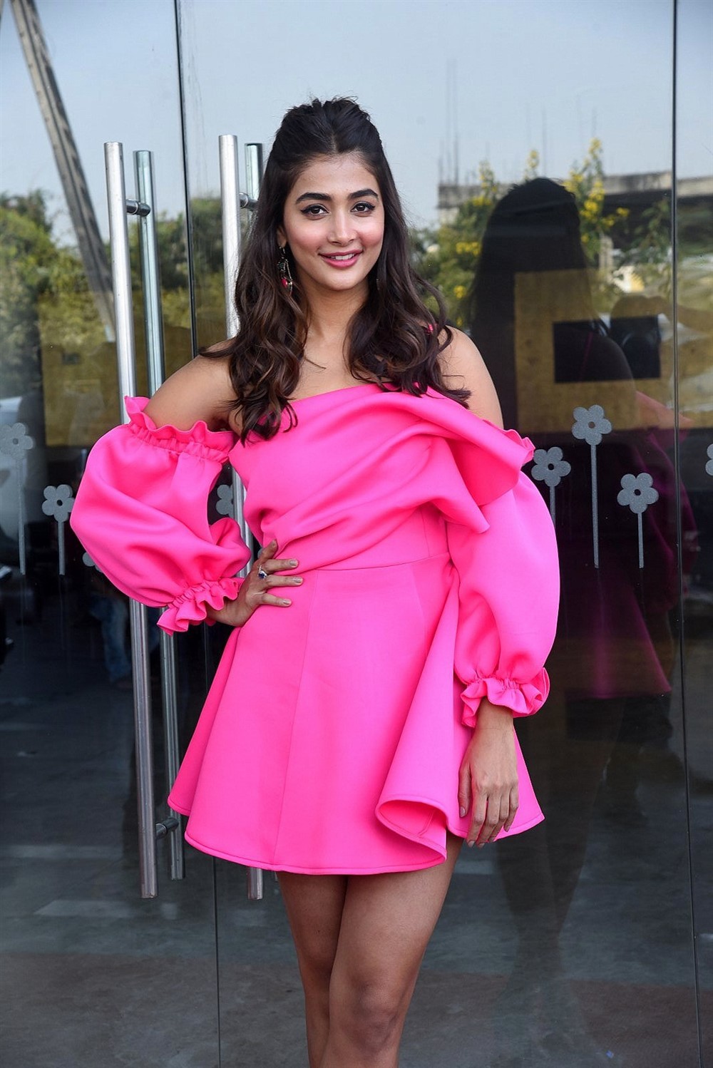 [Image: actress-pooja-hegde-images-ala-vaikunta-...f0a728.jpg]