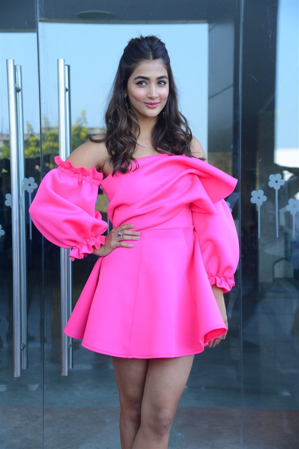 [Image: actress-pooja-hegde-images-ala-vaikunta-...972813.jpg]