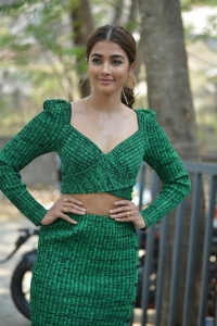 Radhe Shyam Movie Actress Actress Pooja Hegde Latest Cute Pics