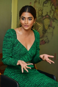 Radhe Shyam Movie Actress Pooja Hegde Interview Pics