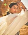 Actress Pooja Hegde New Photoshoot Pictures